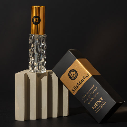 Spray Pheromone Perfume for Women 20 ml Inside